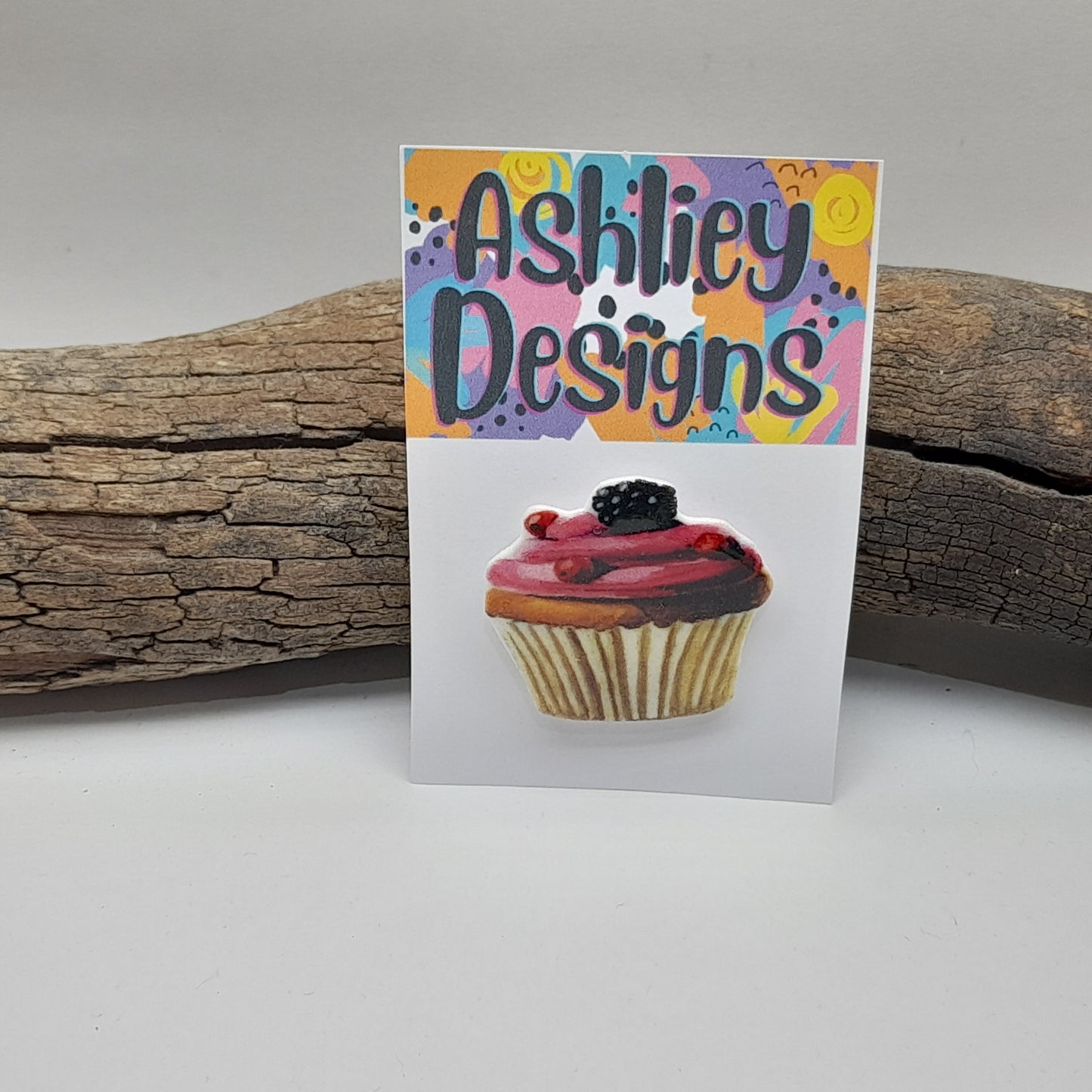 Cupcake Pin