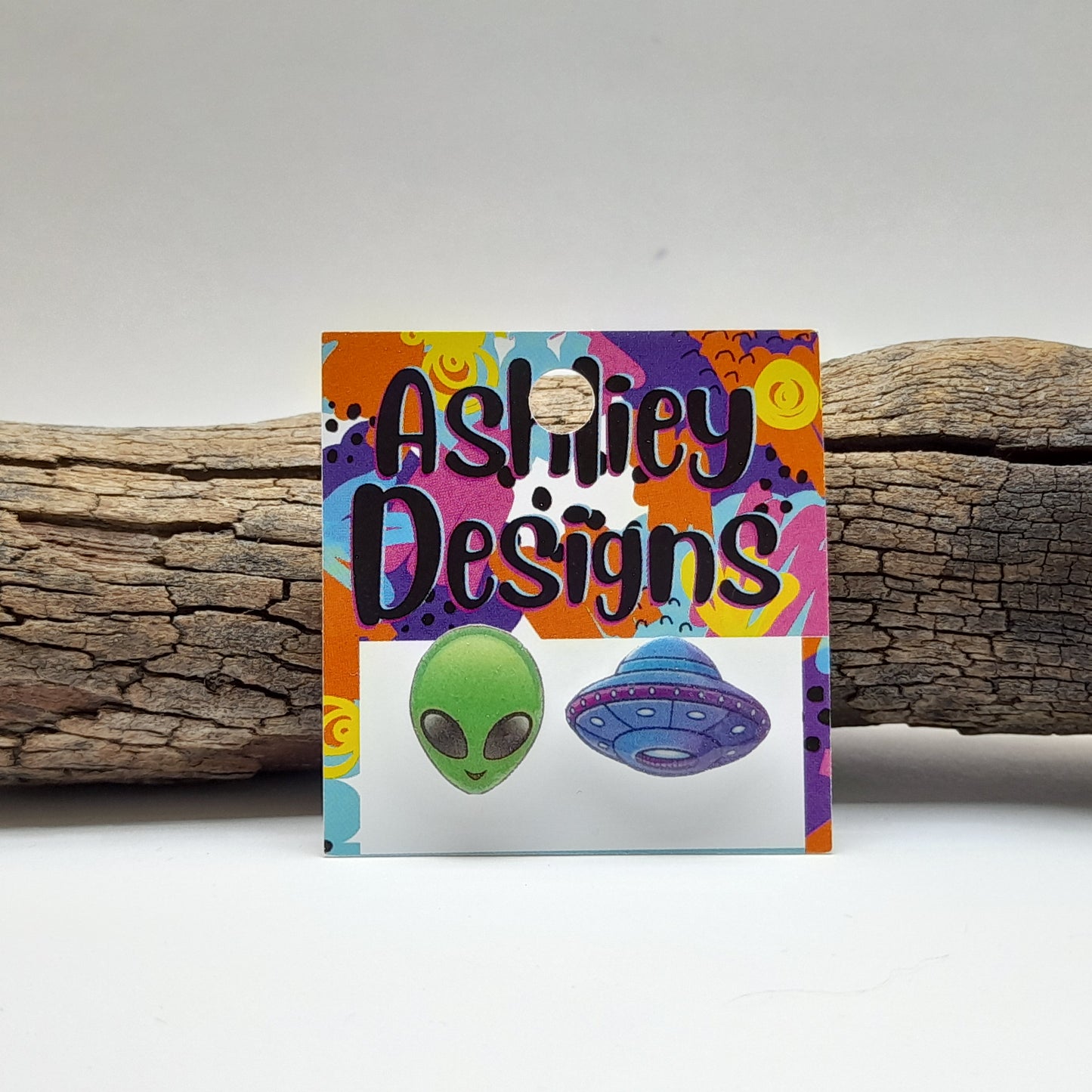Alien/Space Ship Studs
