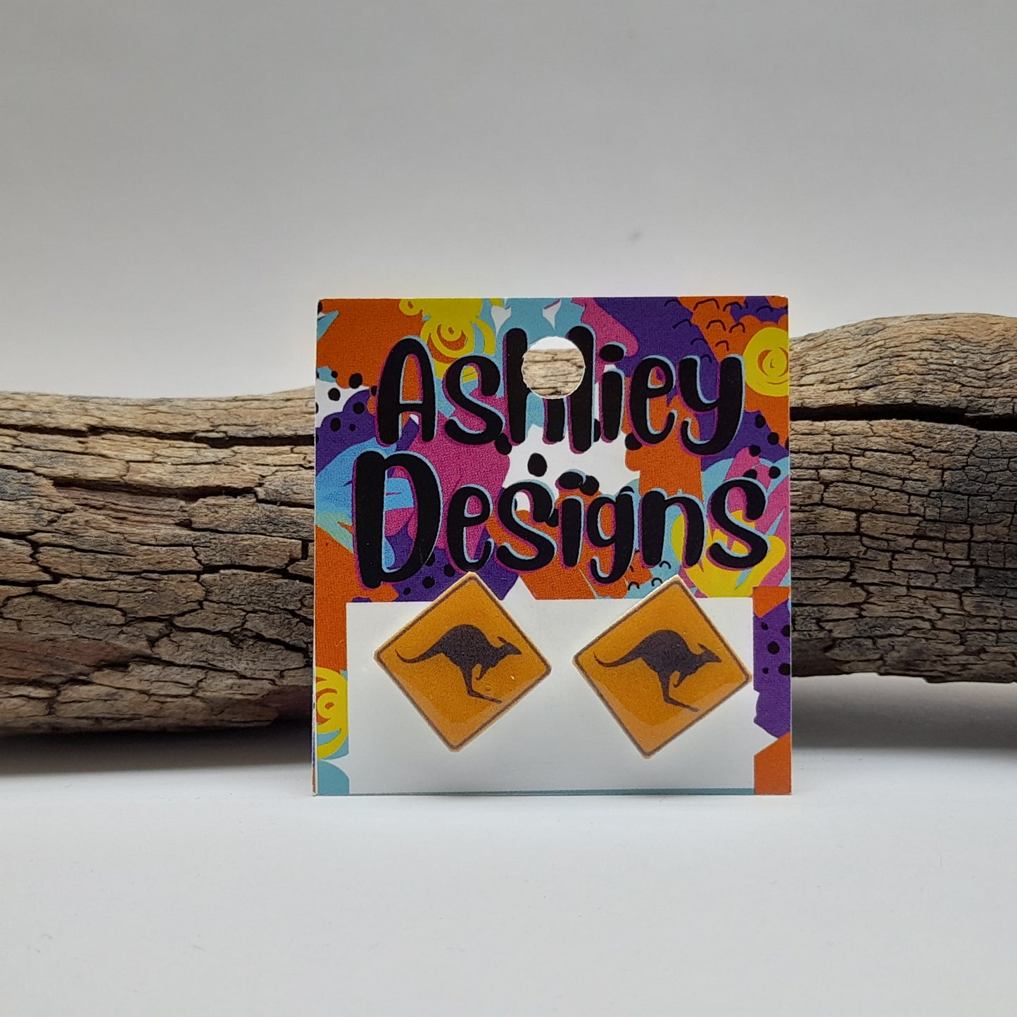 Kangaroo Sign Studs