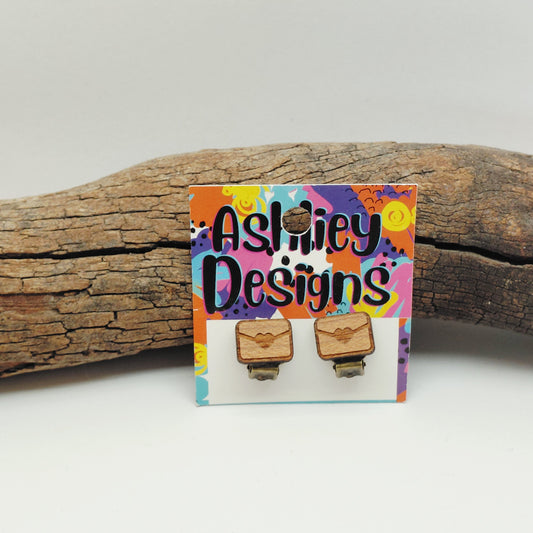 Wood Love Letter Clip-ons